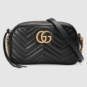 NEW Authentic GUCCI GG Marmont Small Camera Bag                  size 7.9W x 4.9